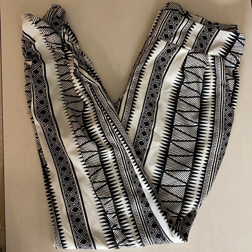 High waisted pants with print